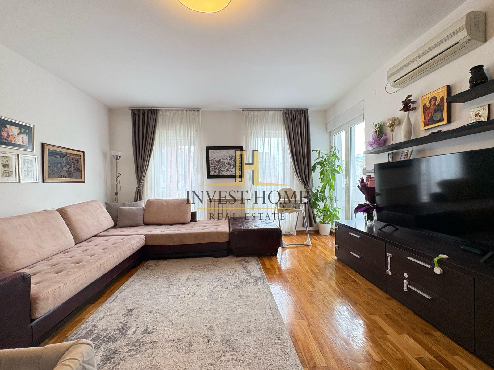 Trosoban stan, Vezirov most, 88m2