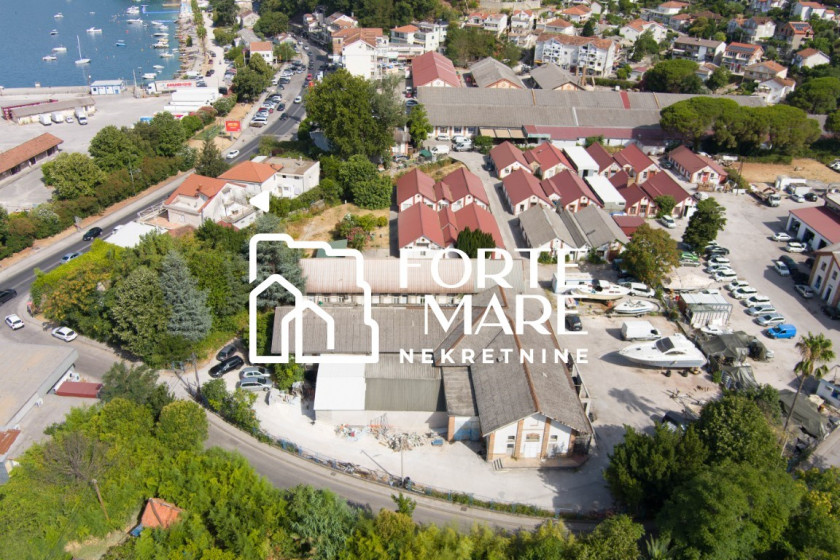 Prodajem Građevinsko Zemljište, Zelenika, Herceg Novi