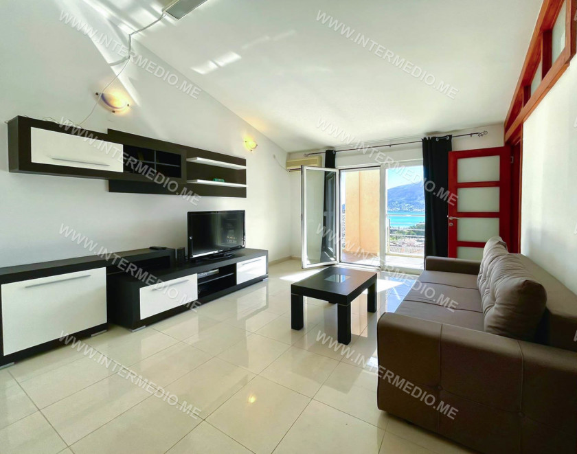 Spacious Two-Bedroom Apartment with Sea View in Petlja, Igalo – Herceg Novi
