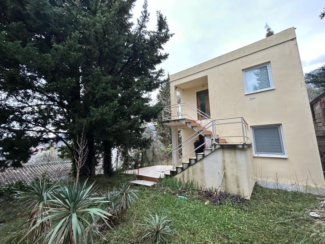 House in Sutomore, 74 m²