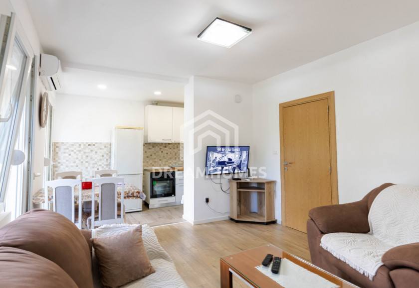 IZDAJE SE – DVOSOBAN STAN | Kod Autobuske stanice, Podgorica | 68 m² | 600 €