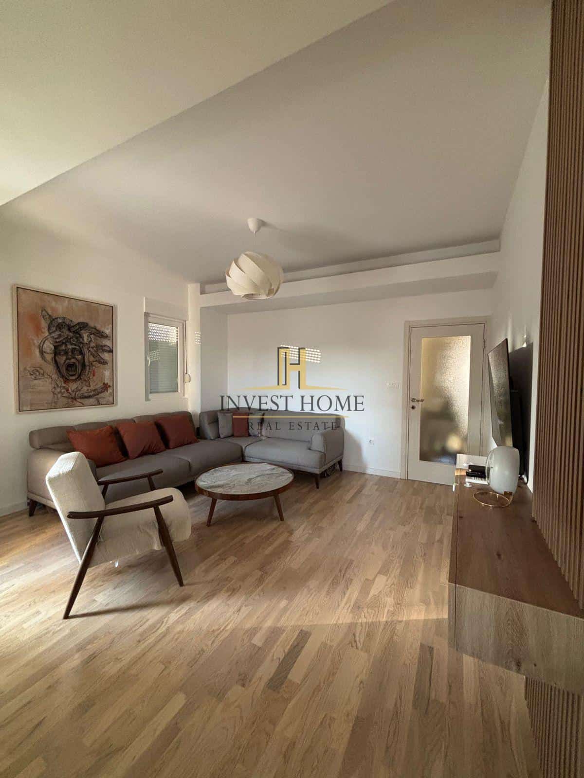 Dvosoban stan, Centar, 67m2