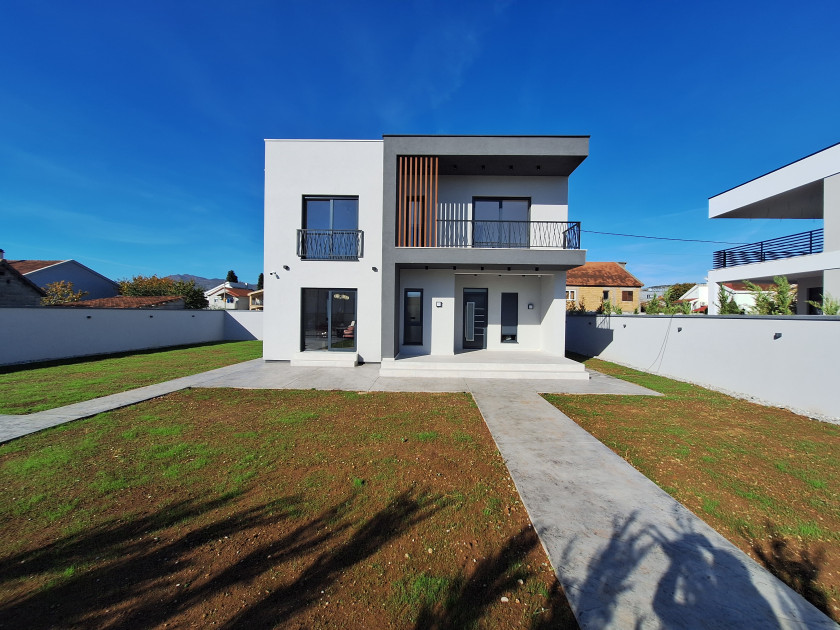 Prodajem Kuću, Gornja Gorica