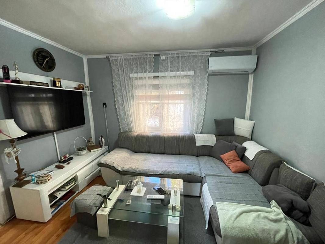 House in Sutomore, 147 m²