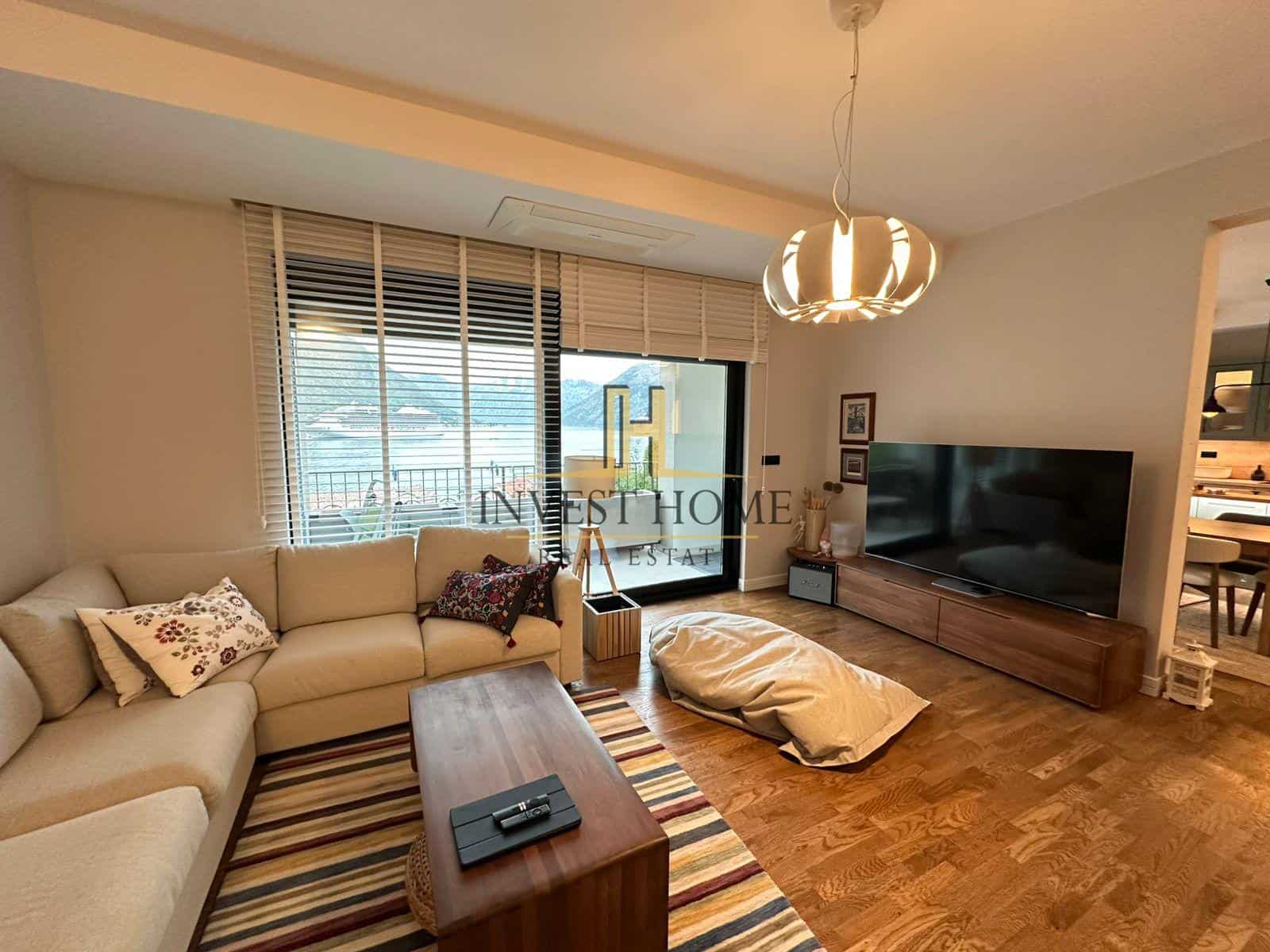 Trosoban duplex stan, Dobrota, 139m2