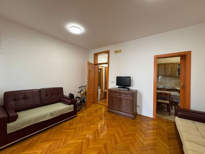 Apartment For Sale, Šušanj