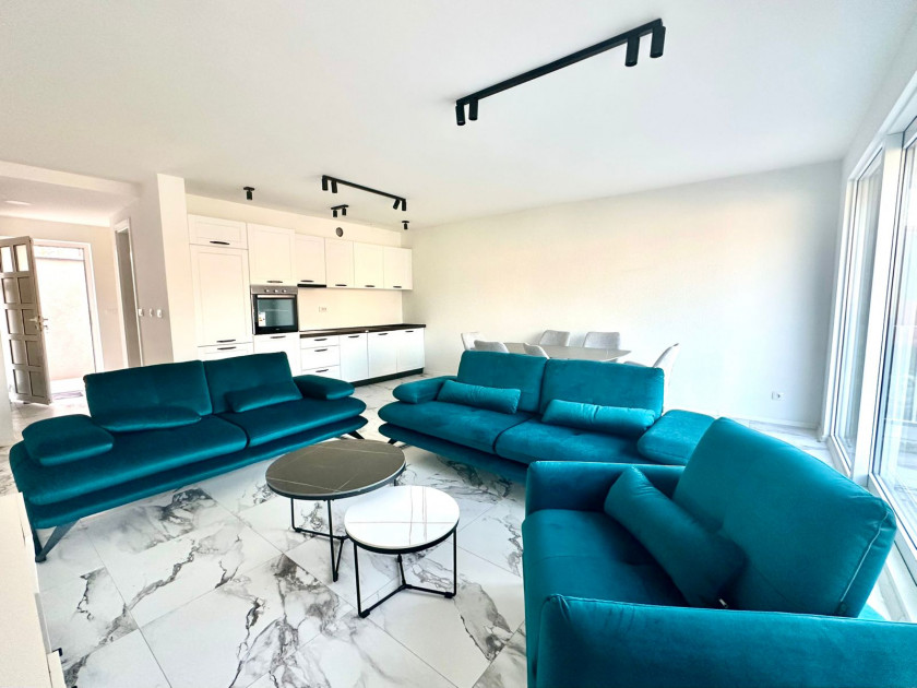 Apartment For Sale, Đuraševići