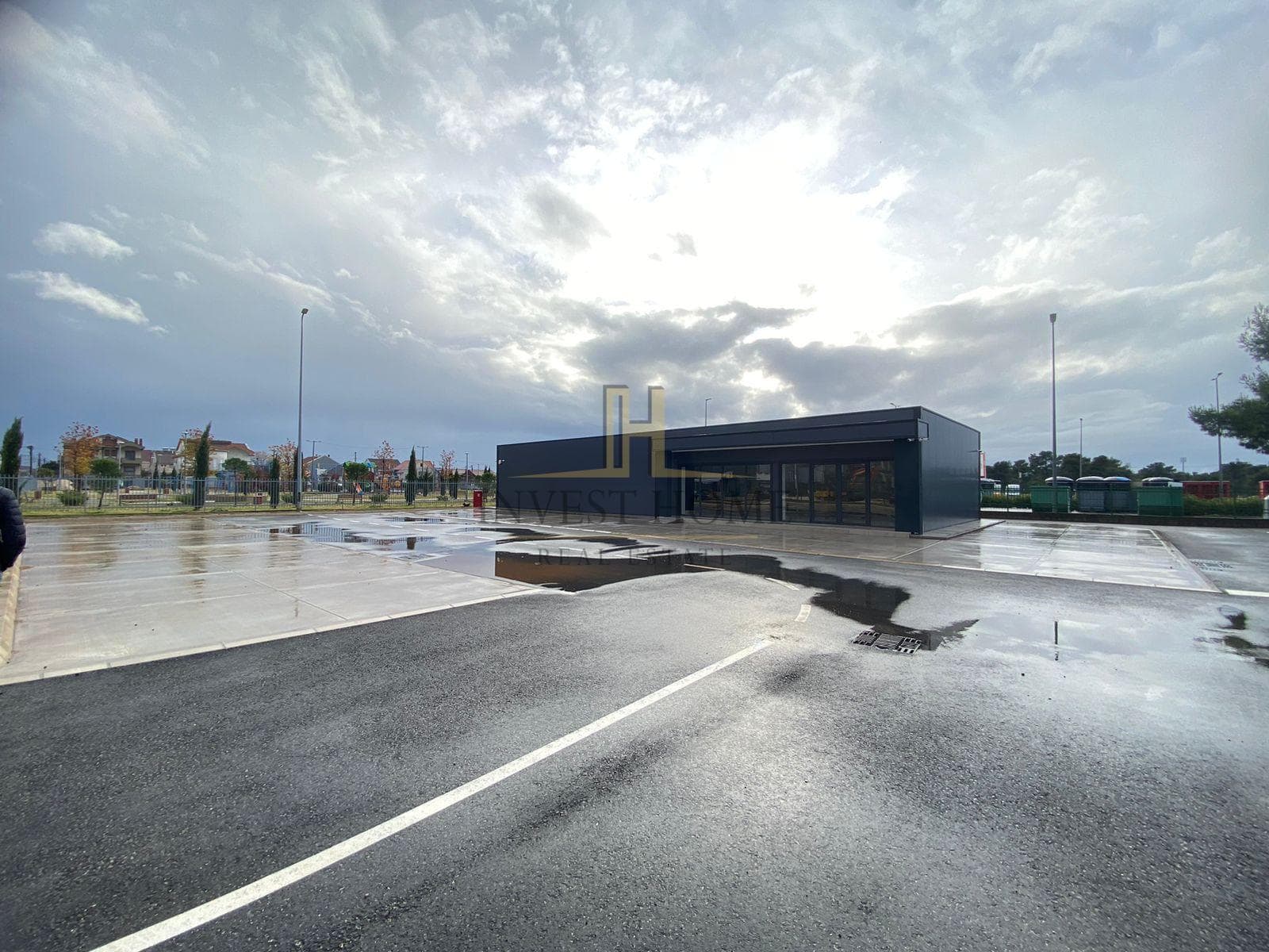 Poslovni prostor, Konik, 250m2