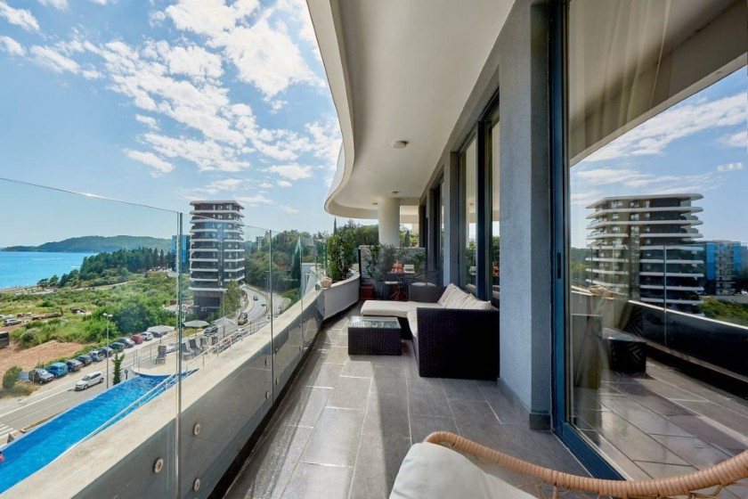 Prodajem Stan-Apartman, Budva