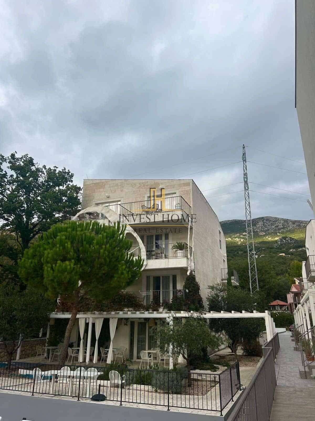 Garsonjera, Pržno, 28m2