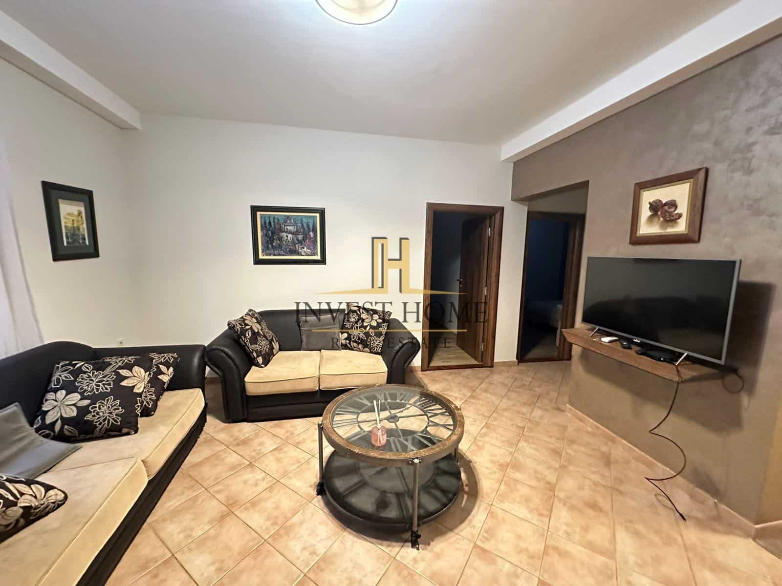 Dvosoban stan, Škaljari, 80m2