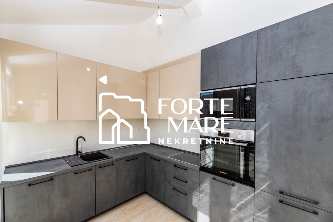 Prodajem Stan-Apartman, Đenovići, Herceg Novi