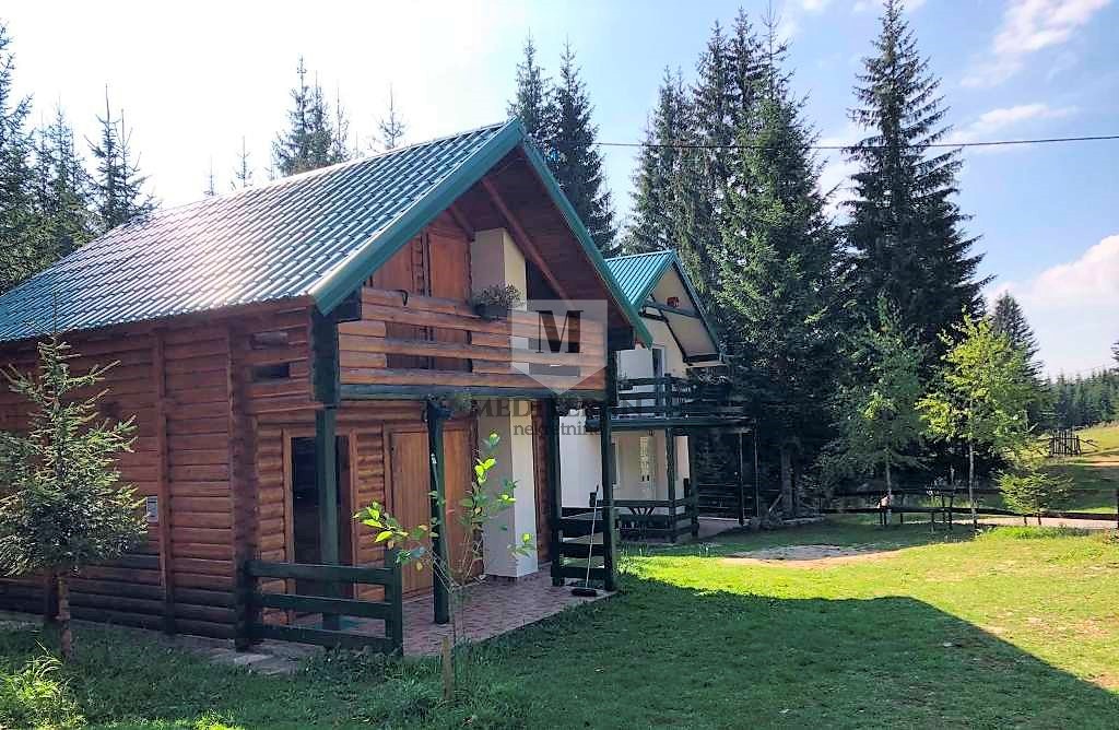 House For Sale, Palež