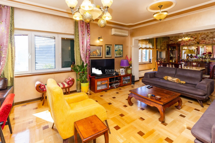 Prodajem Kuću, Herceg Novi