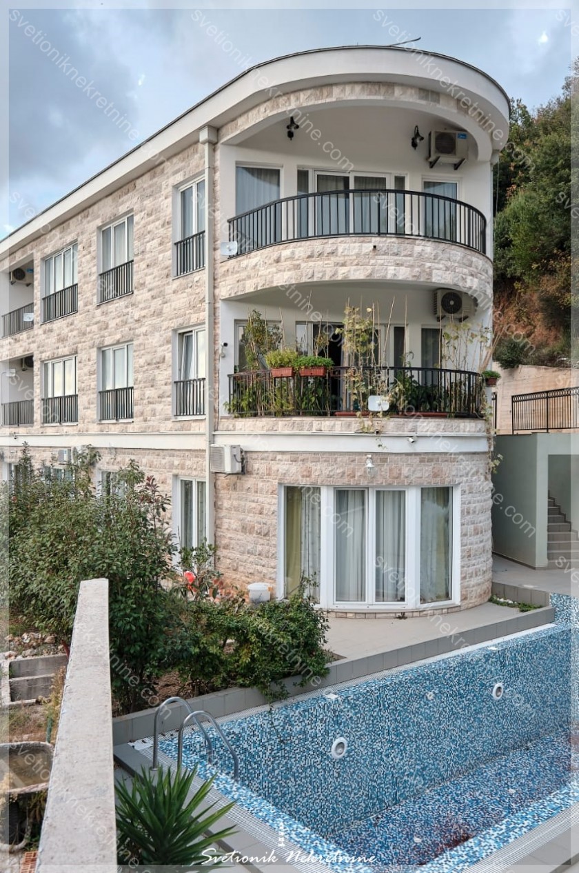 Apartment for sale, Kumbor