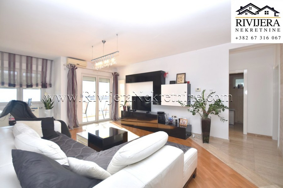For sale luxury two bedroom apartment Herceg Novi Igalo