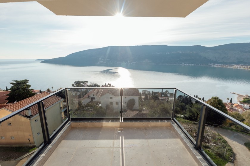 For Sale, three-room apartment, 122m2, Topla, Herceg Novi