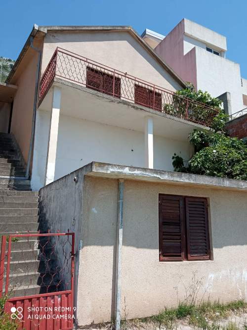 House For Sale, Šušanj