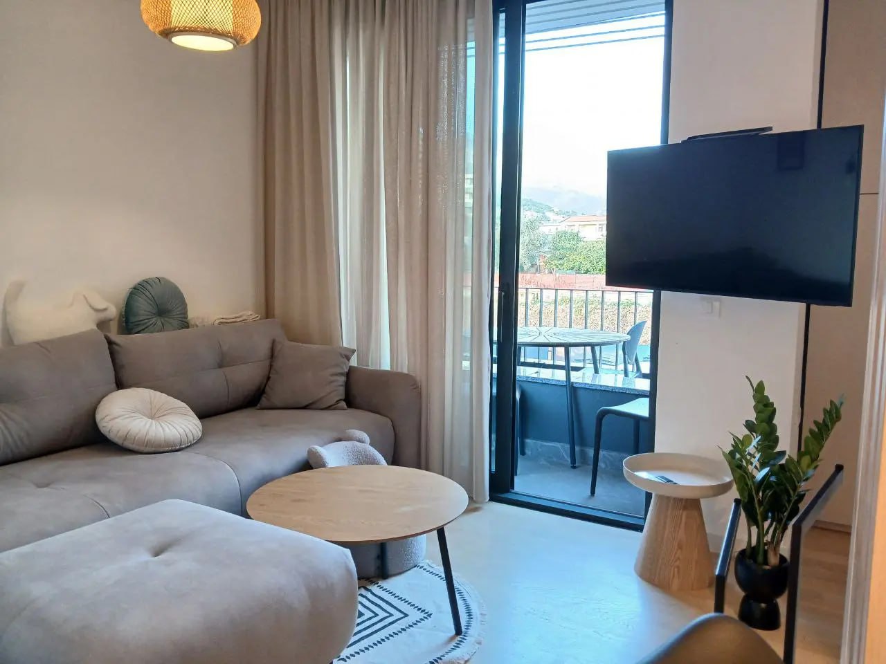 Prodajem Stan-Apartman, Bar