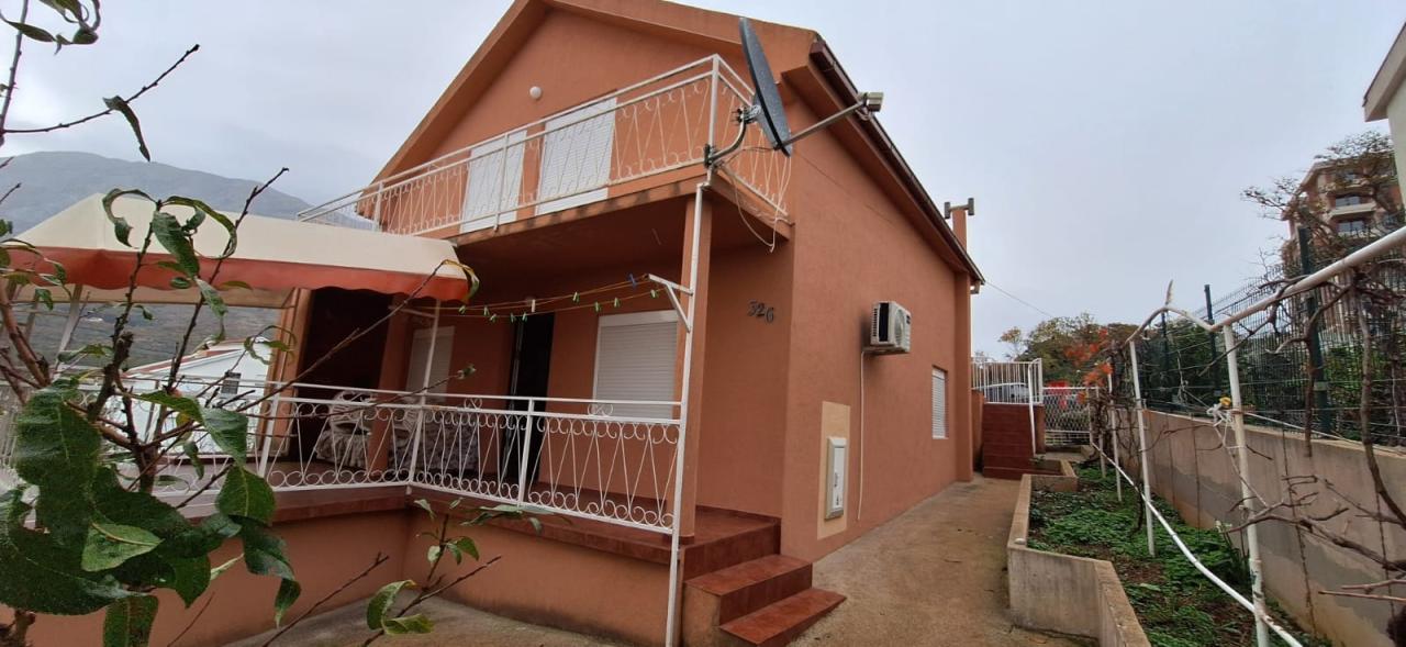 House in Dobra Voda, 84 m²