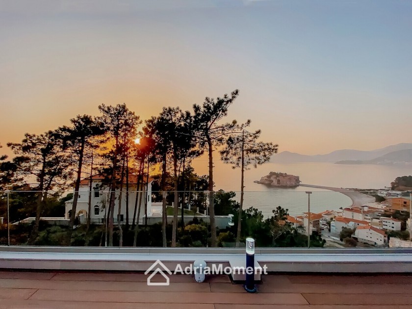 House For Sale, Sveti Stefan