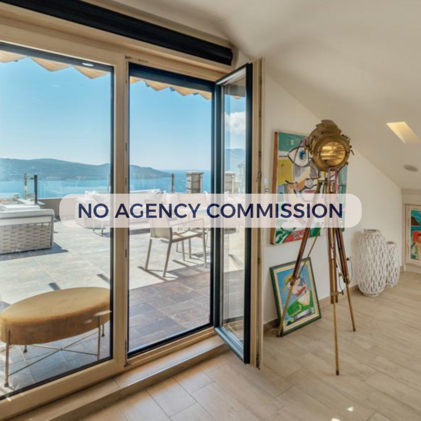 TROSOBAN PENTHAUS stan sa ogromnom terasom i panoramskim pogledom na more