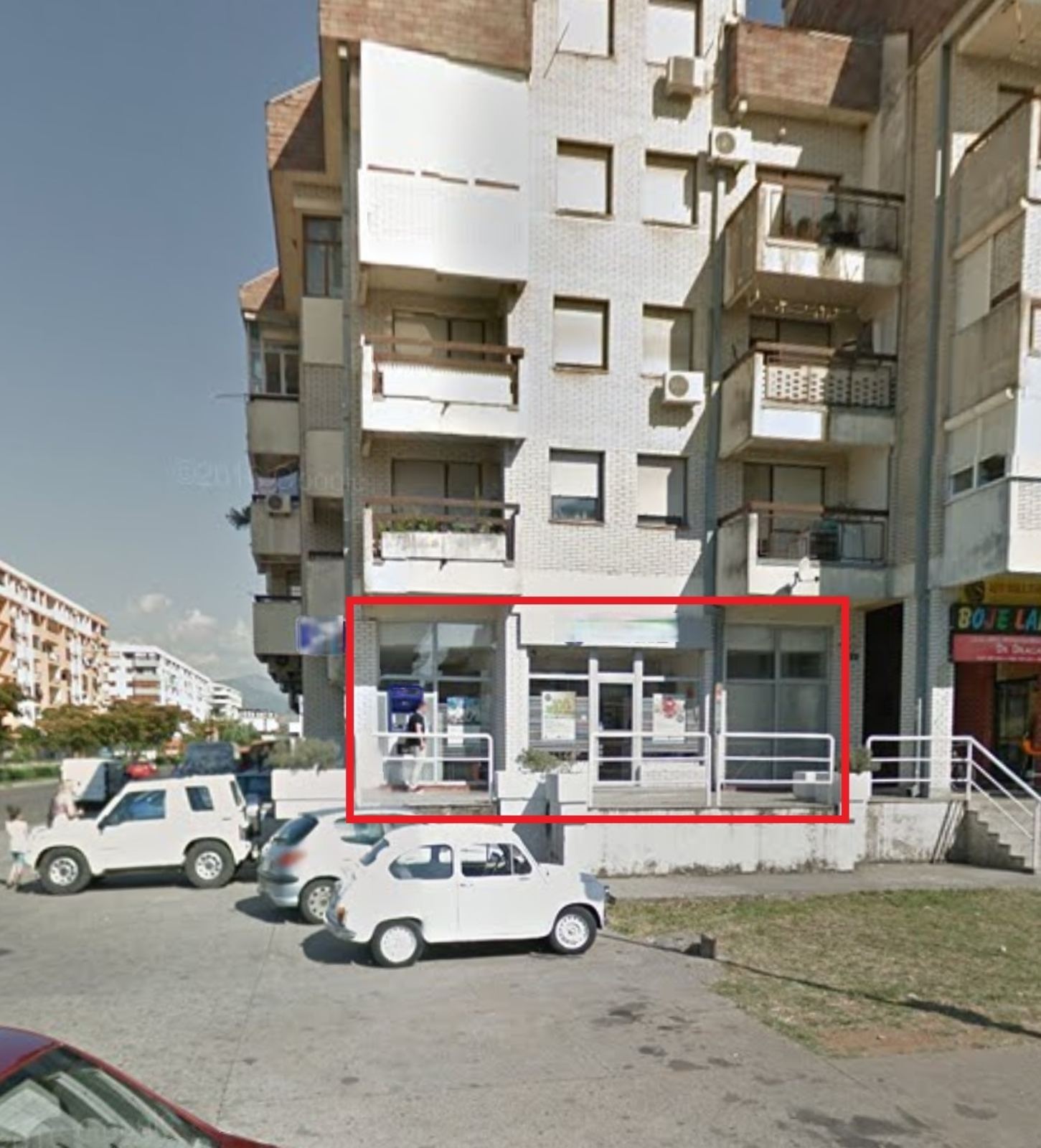 Commercial Space Across from Tehnomax – Stari Aerodrom for rent