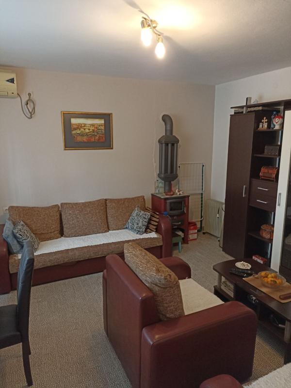 House in Sutomore, 100 m²