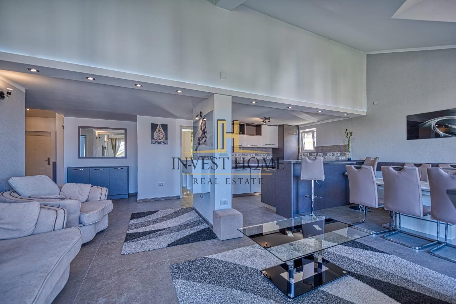 Trosoban duplex stan, Seljanovo, 120m2