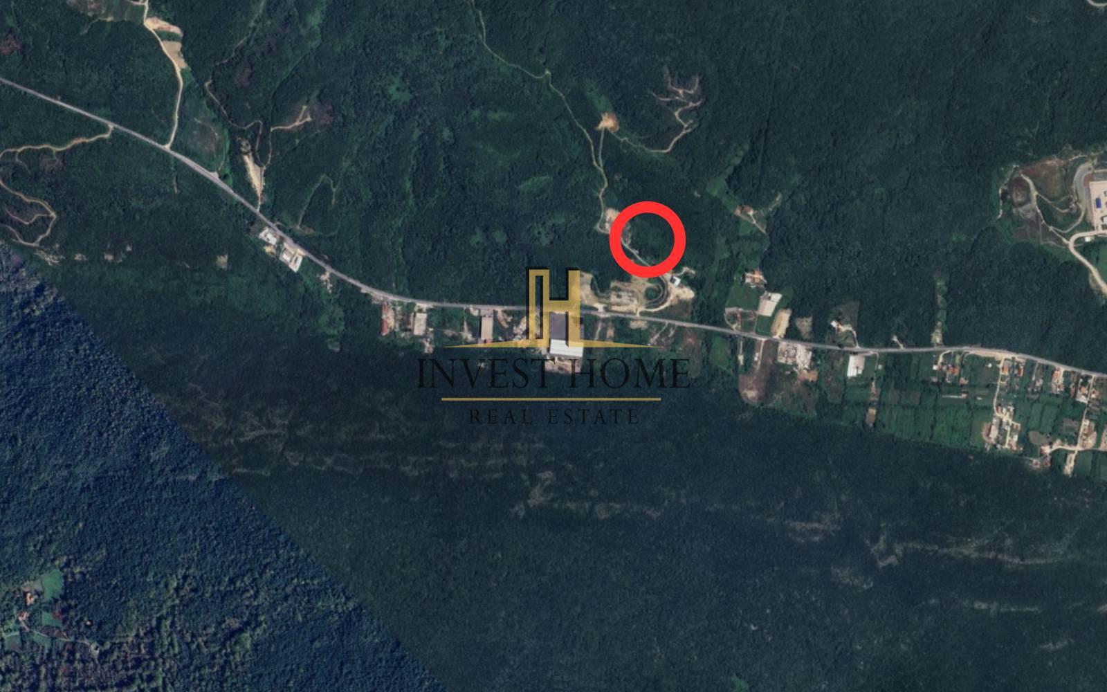 Urbanizovan plac, Kotor, 1.215m2