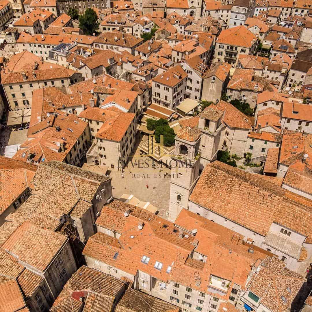 Garsonjera, Kotor, 25m2