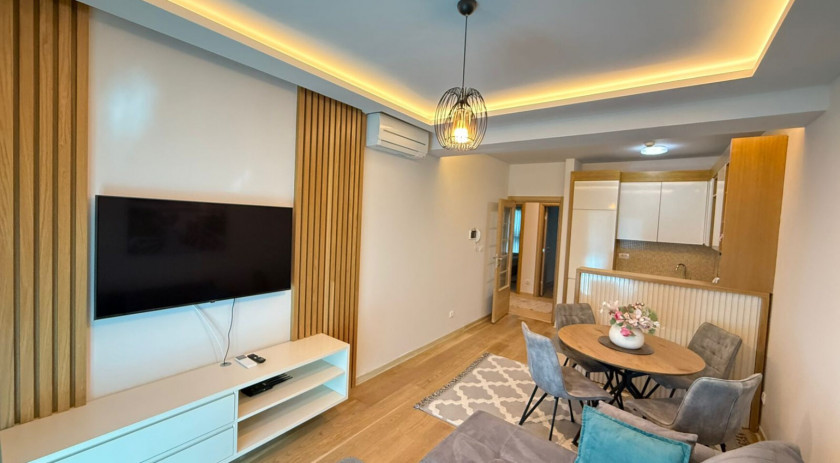 Apartment with 2 bedrooms in a luxury complex with a swimming pool