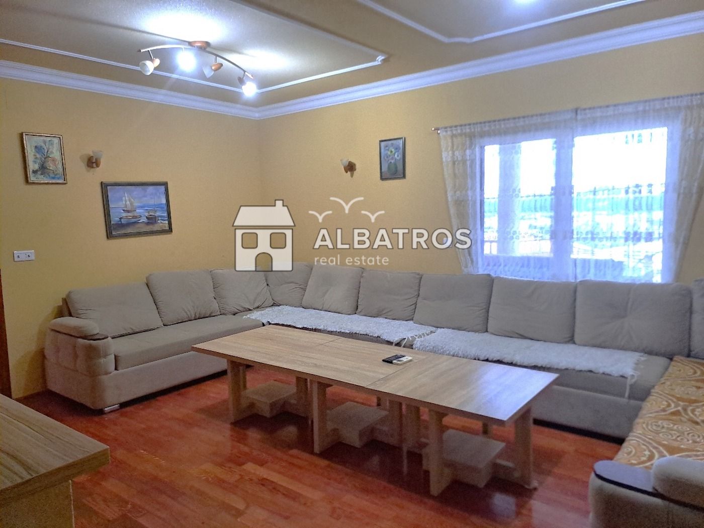 Iznajmljujem Stan-Apartman, Šušanj