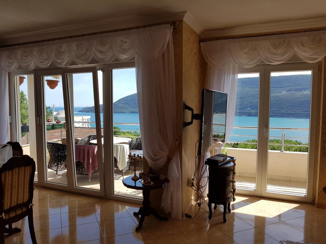 Apartment in Herceg Novi, 120 m²