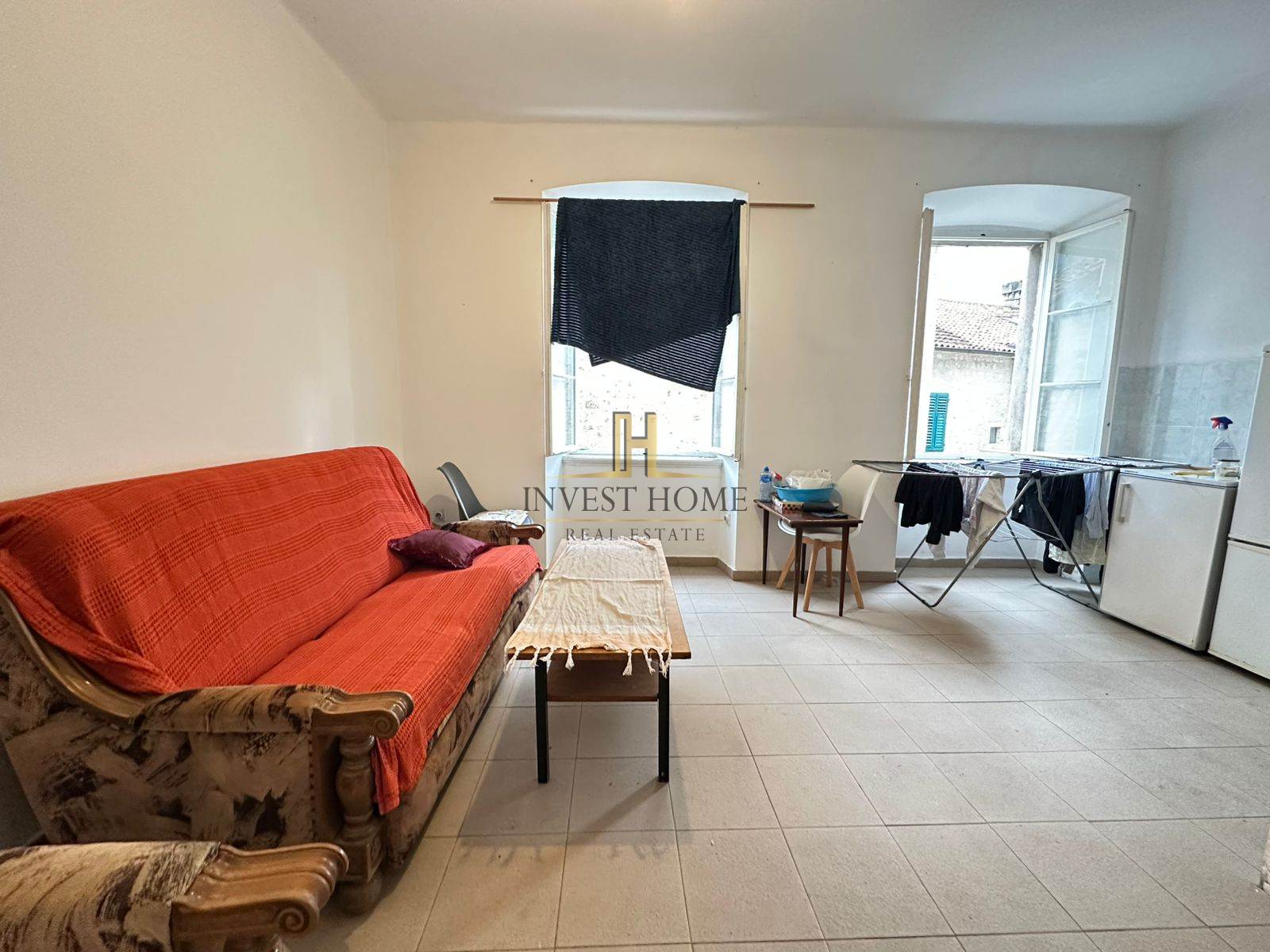 Trosoban stan, Kotor, 62m2