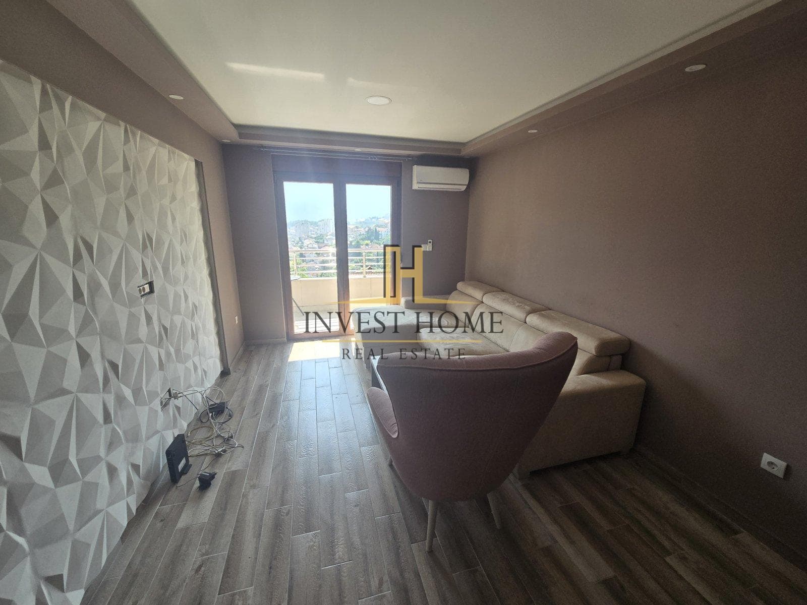 Jednosoban stan, Topla, 44m2