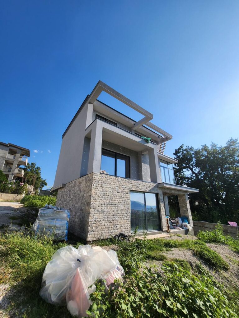 House For Sale, Tivat