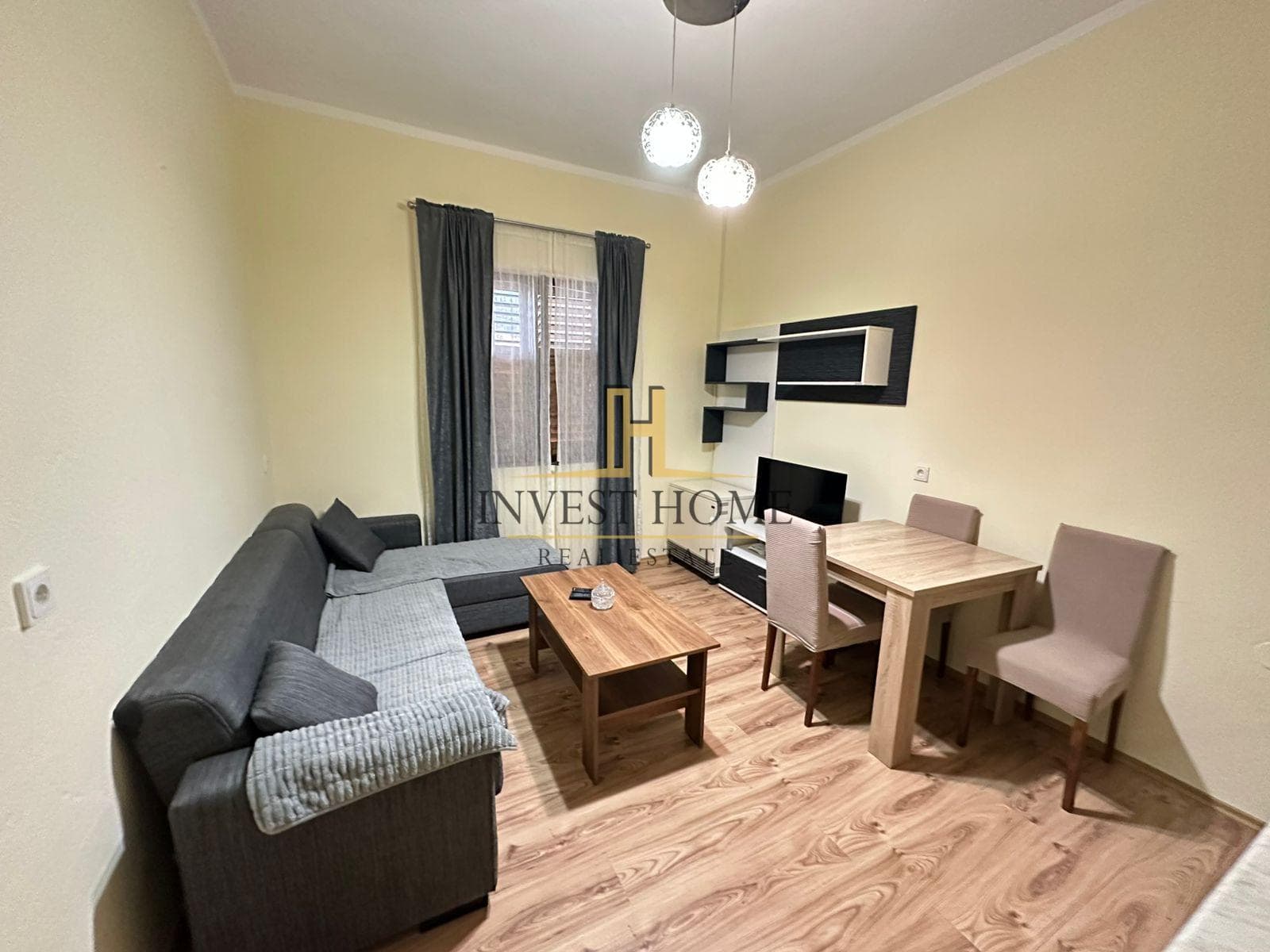 Jednosoban stan, Škaljari, 38m2