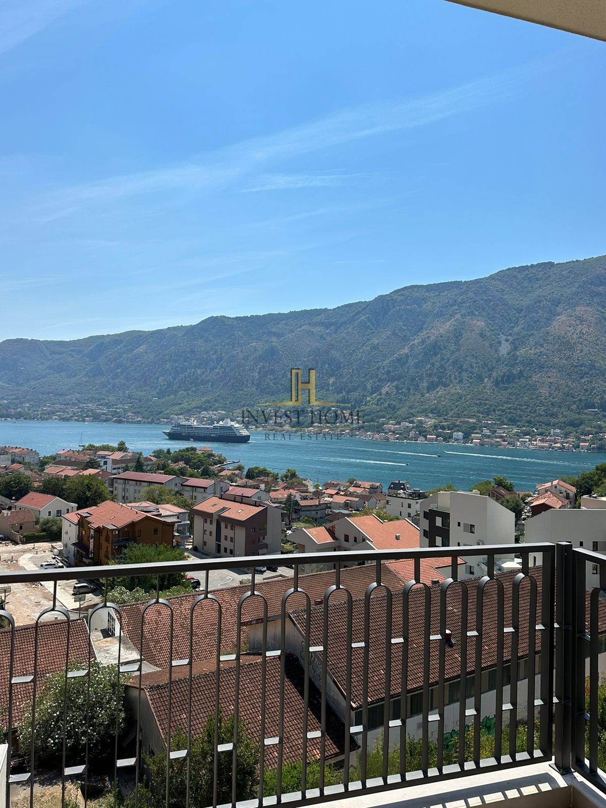 Dvosoban stan, Kotor, 80m2
