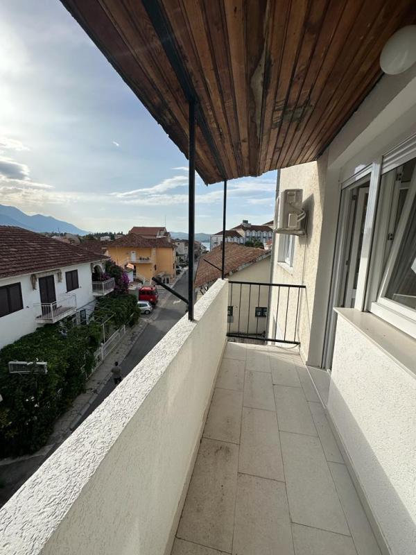 Apartment in Tivat, 70 m²