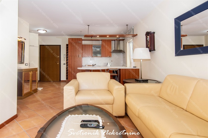 Prodajem Stan-Apartman, Herceg Novi