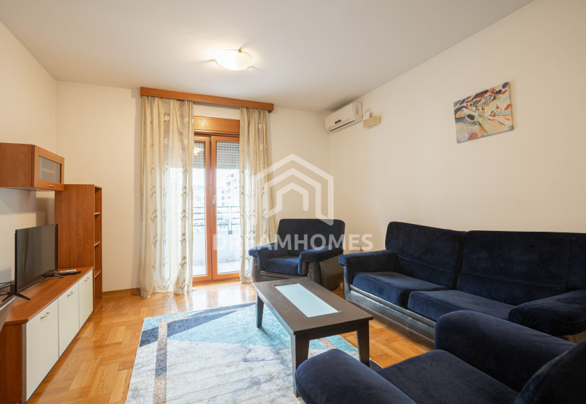 IZDAVANJE – JEDNOSOBAN STAN | PREKO MORAČE – MAKSIM ZGRADA, PODGORICA | 59 m² |