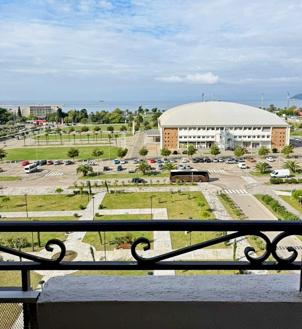 Prodajem Stan-Apartman, Bar Centar