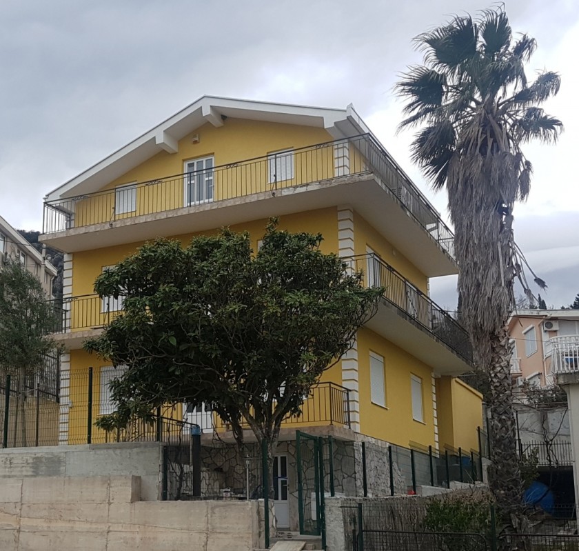 House For Rent, Sutomore