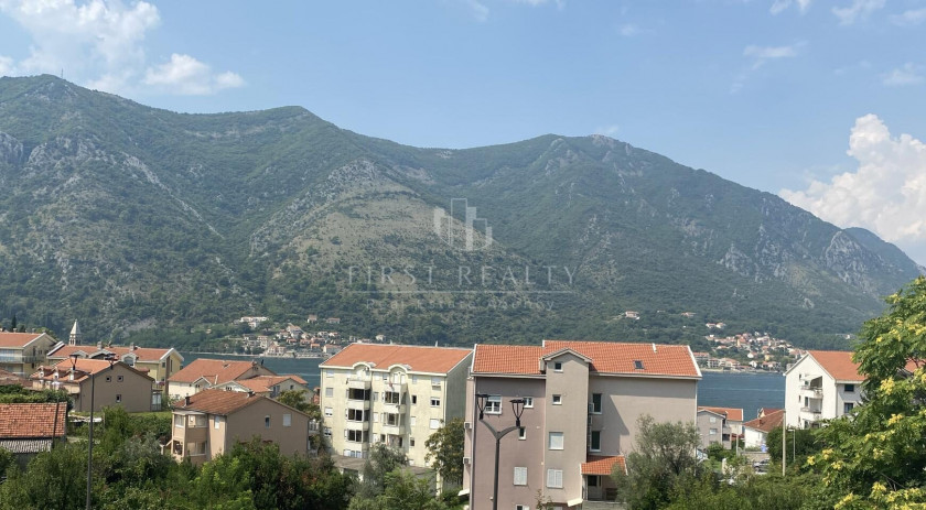 Studio apartment in a new luxury complex, Dobrota