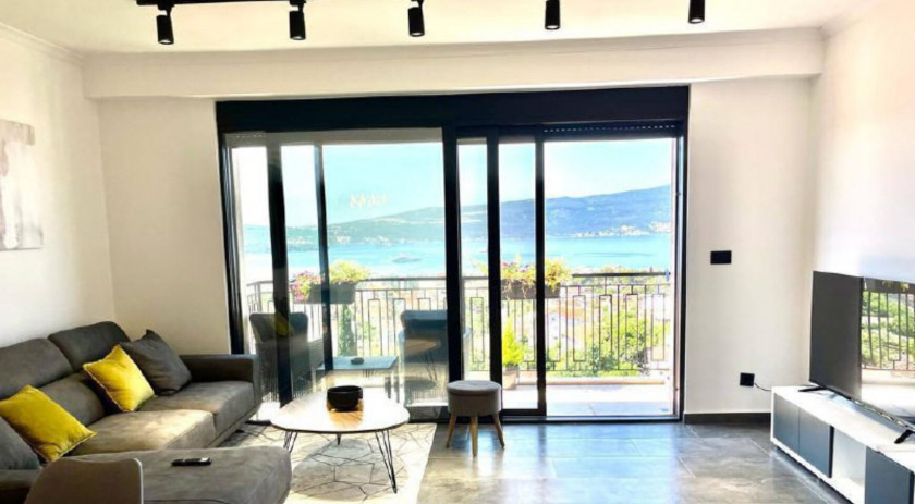 One-bedroom apartment, Tivat