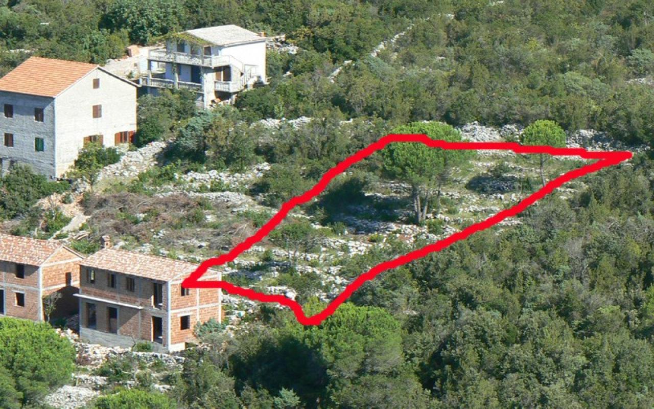 Land plot in Zanic, 700 m²