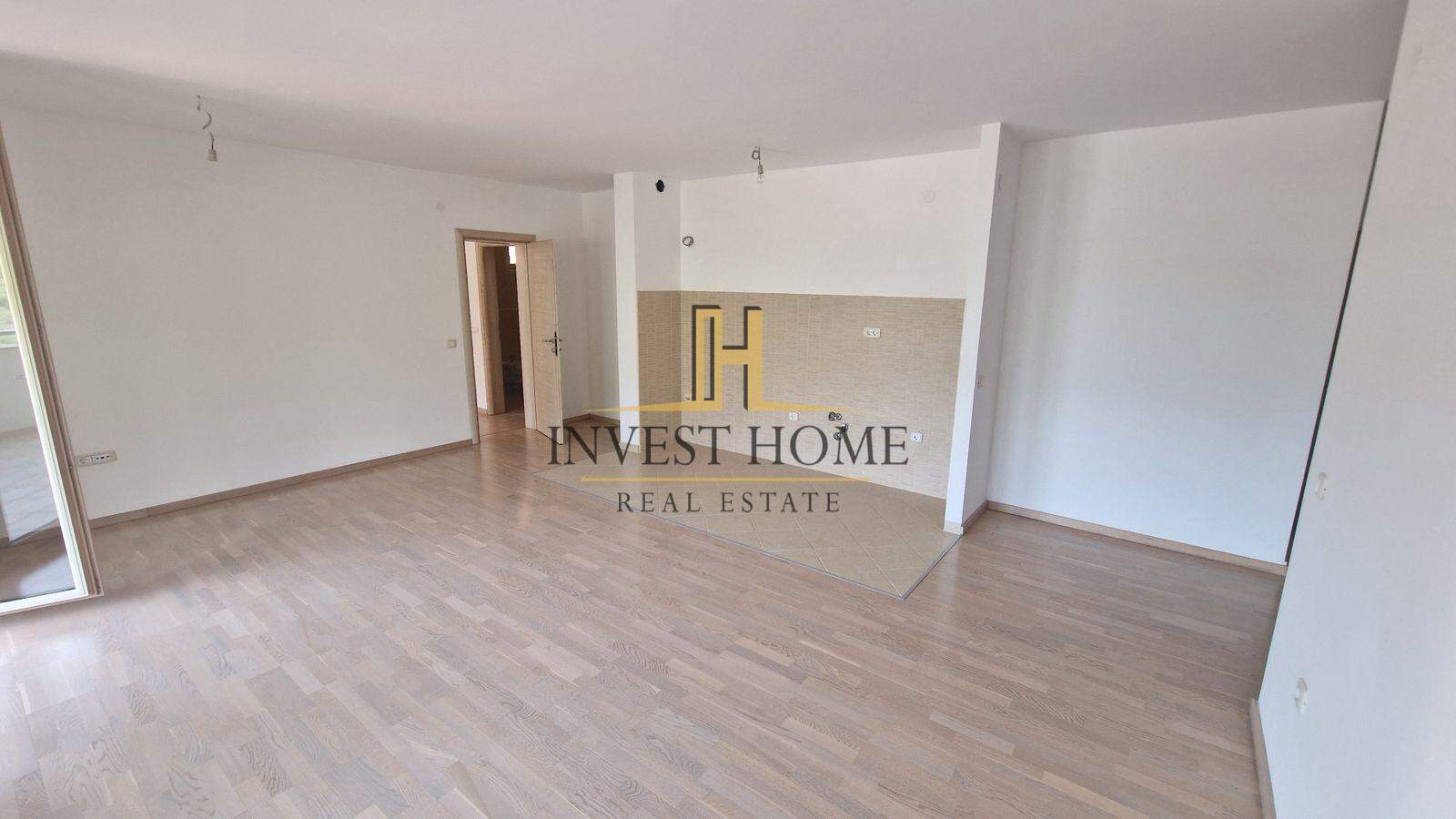 Dvosoban stan, Bečići, 105m2