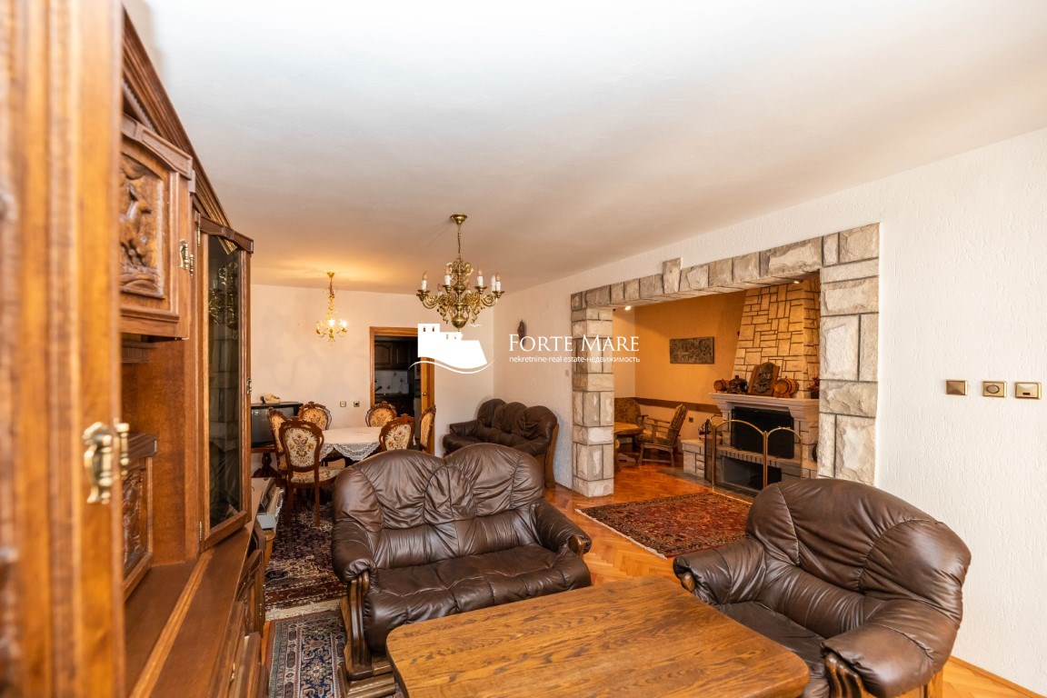 Prodajem Kuću, Igalo, Herceg Novi