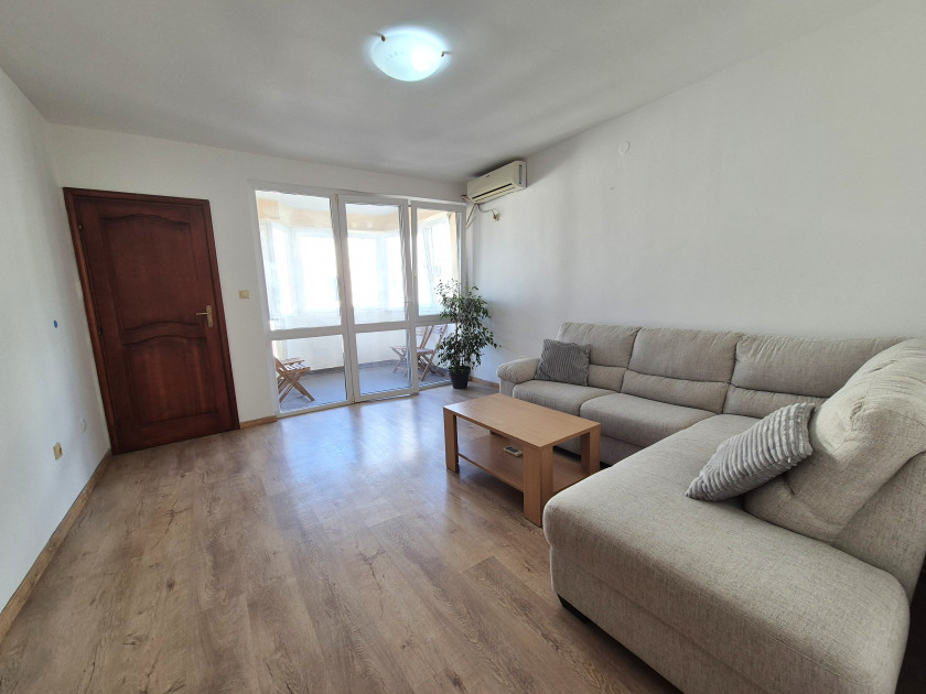 Prodaja, jednosoban stan, 56m², Bar